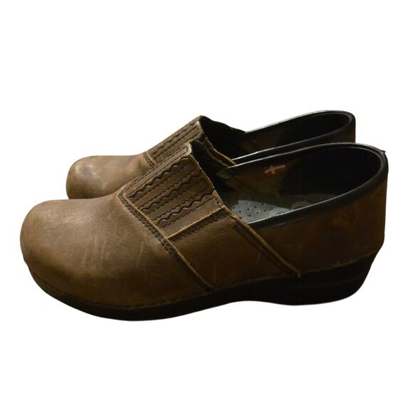 Sanita Clogs Brown Leather Women Size 38 US 7 Work Distressed Danish - Picture 3 of 9